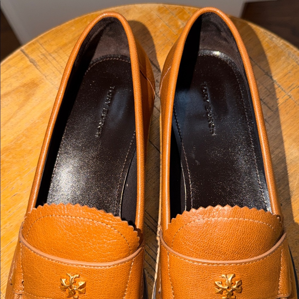 Tory Burch Classic Loafer Size 9 - Picture 8 of 11